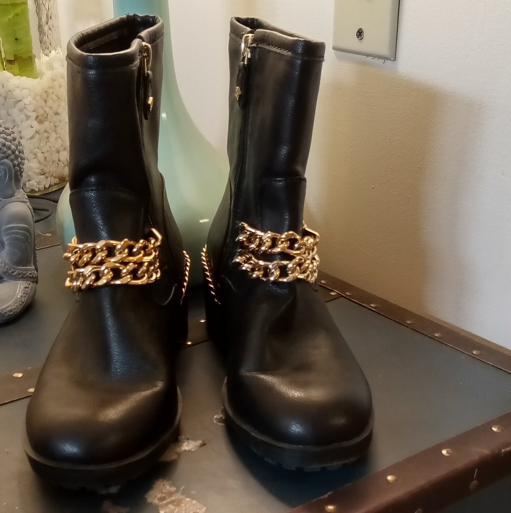 Sam & Libby boots
